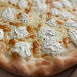 N.Y. White Pizza
