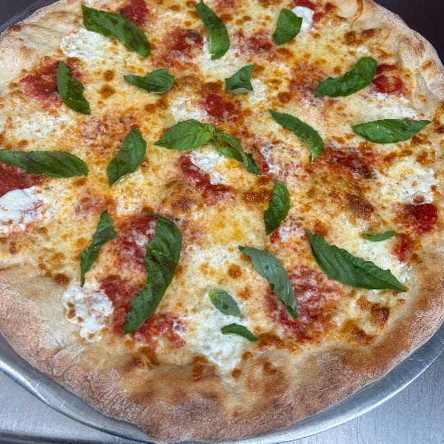 Margharita Pizza.